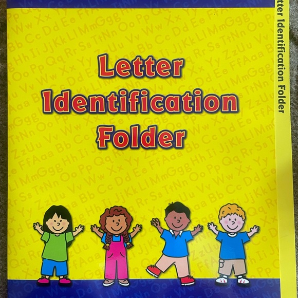 Really Good Stuff Magnetic Letter Sorting and ID Kit - Picture 11 of 14